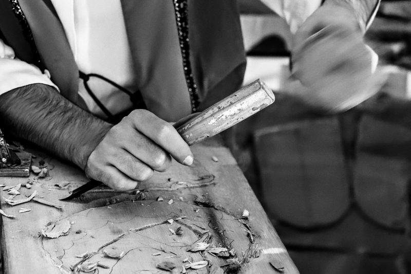 El proceso artesanal detrás de cada tallado